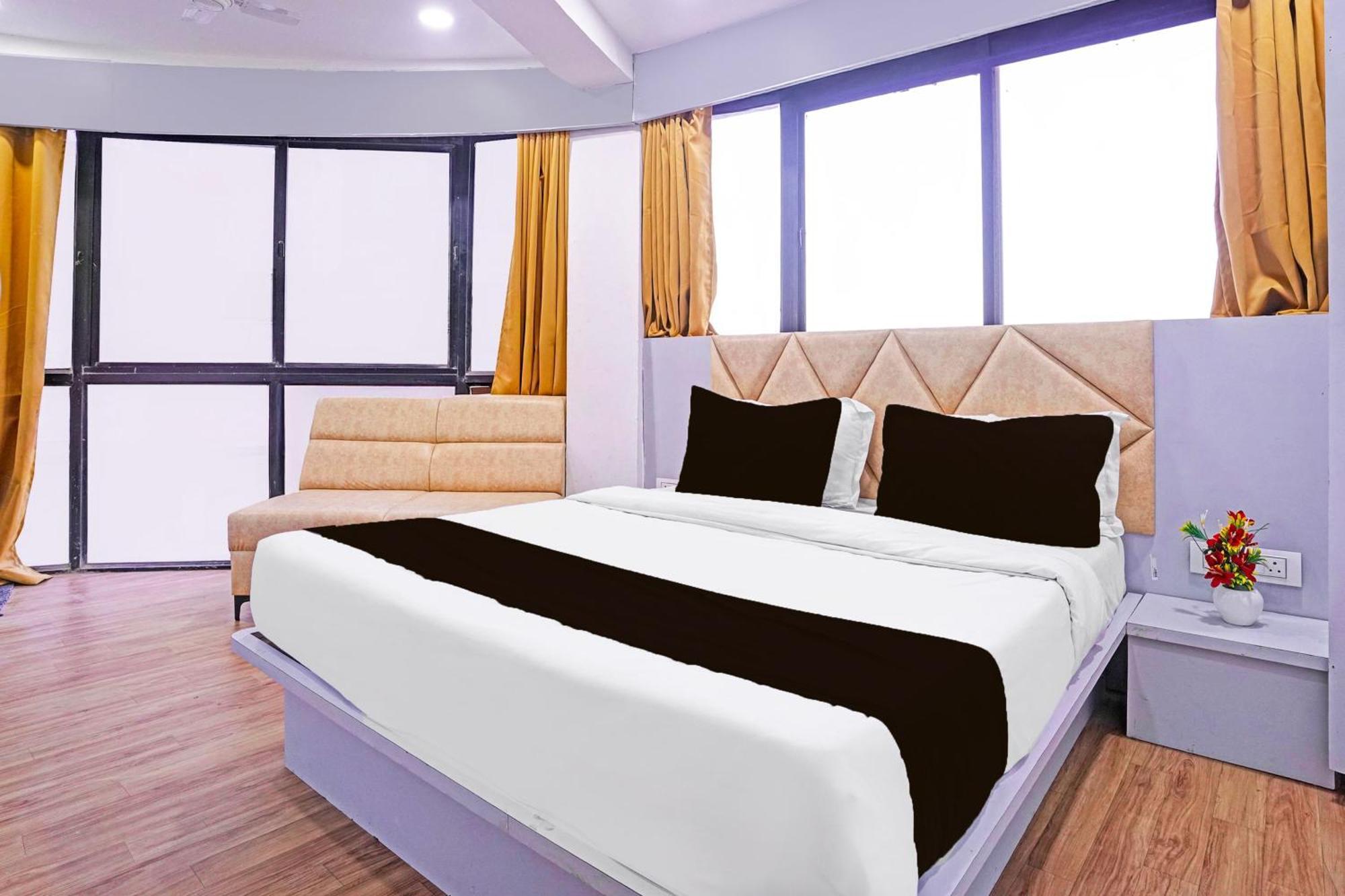 Hotel O Patang 24 Αχμπανταμπάντ Εξωτερικό φωτογραφία